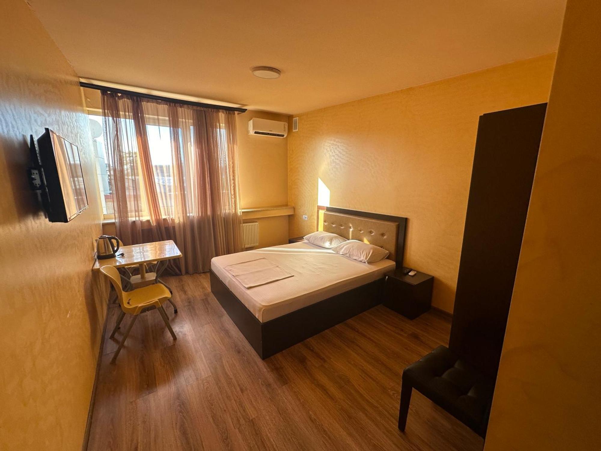 Express Hotel Erévan Extérieur photo