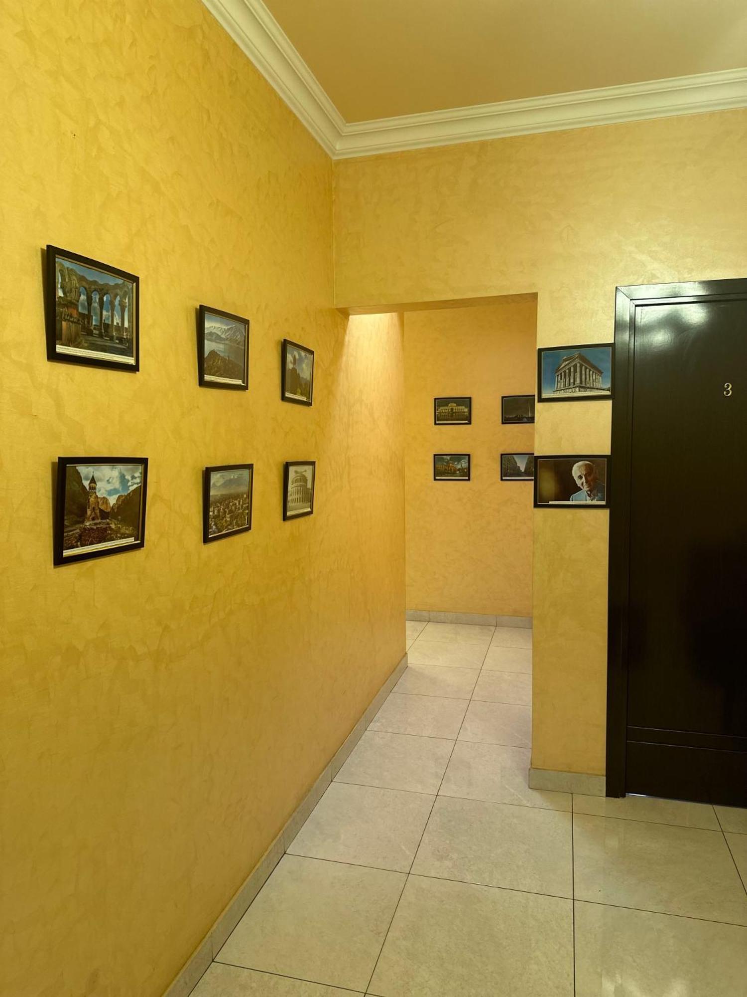 Express Hotel Erévan Extérieur photo